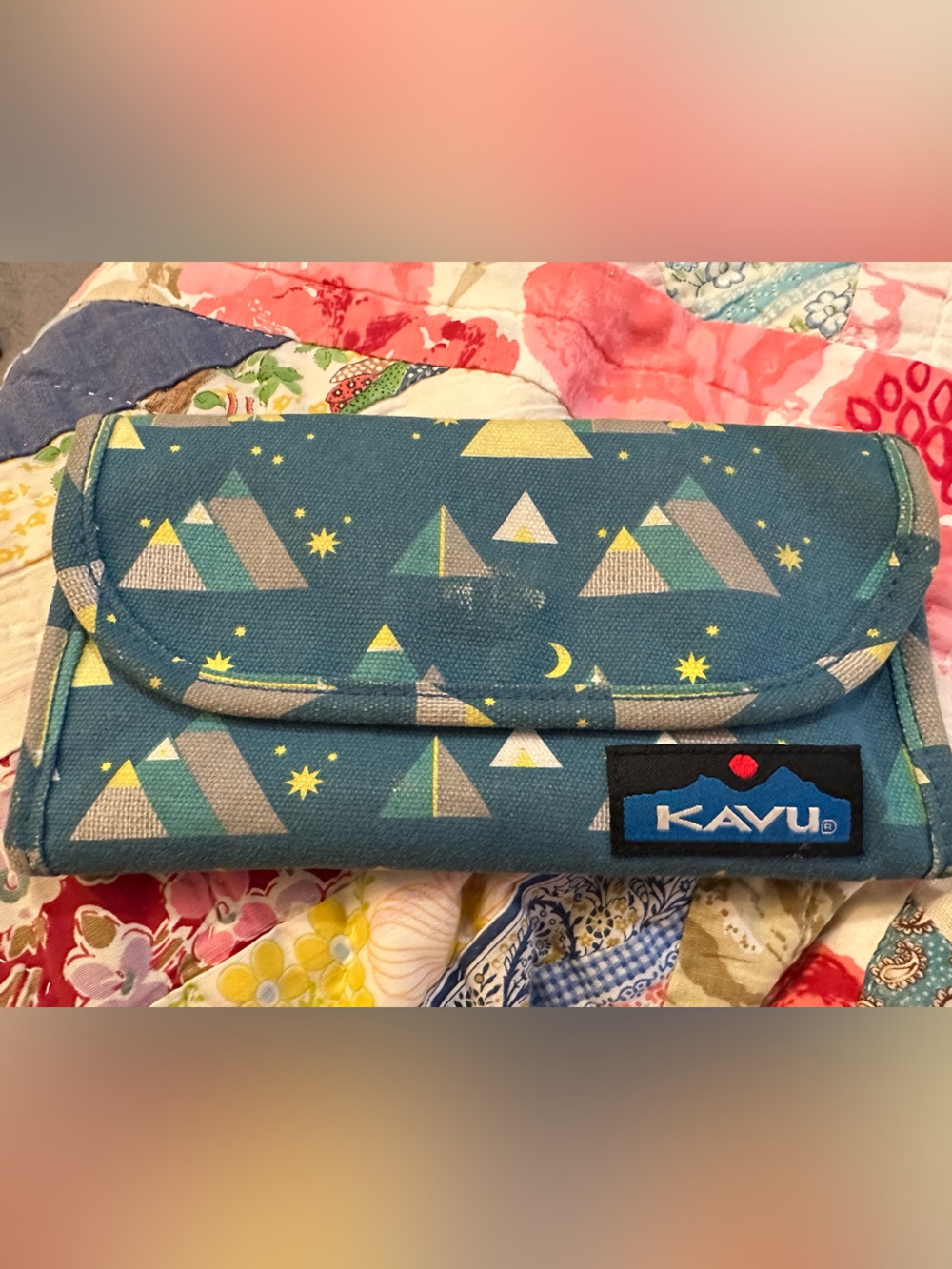 Kavu Teal Geometric Star Wallet